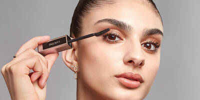 How to Apply Mascara