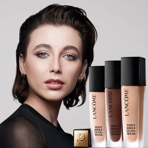 Emma Chamberlain with Teint Idole Ultra Wear Foundation