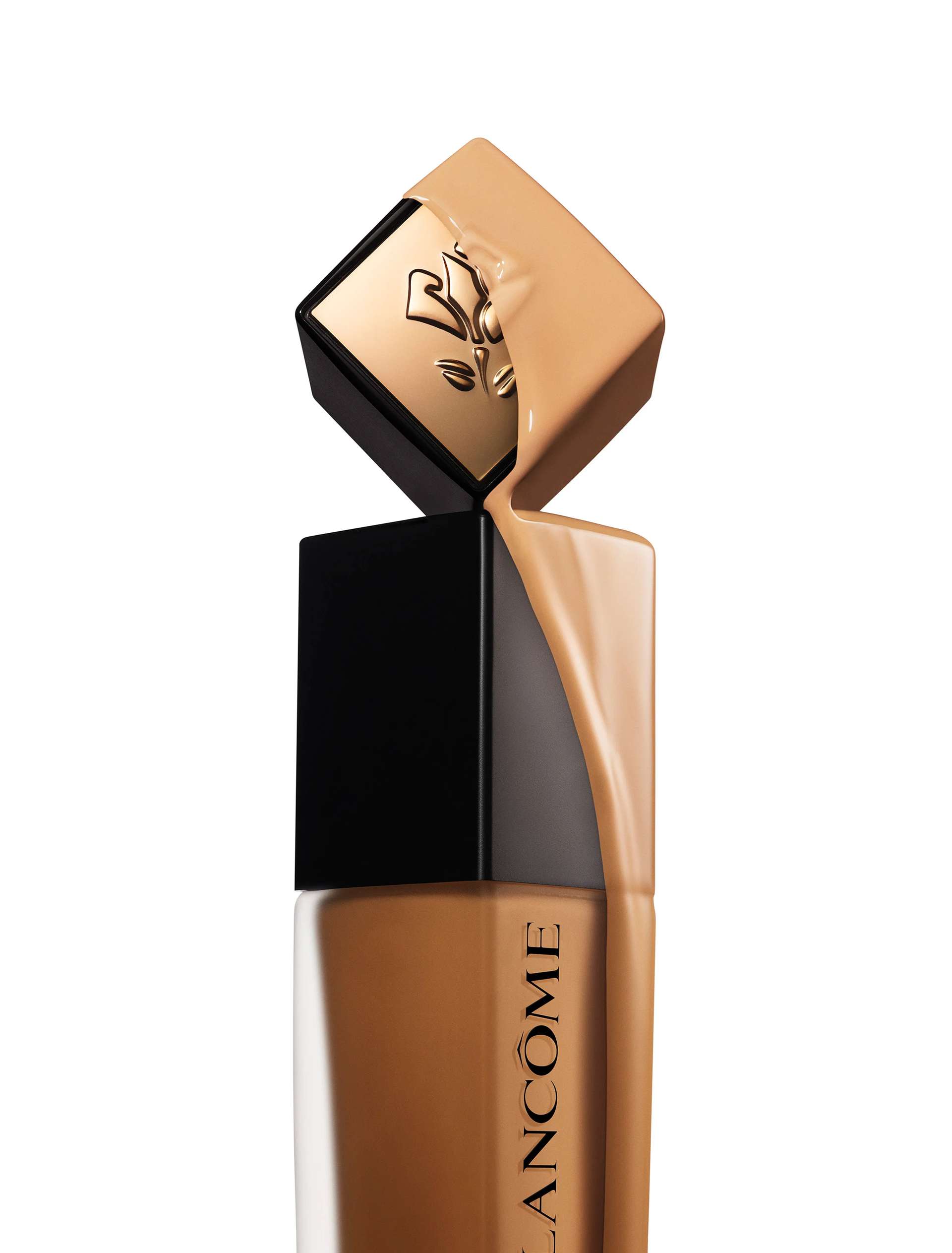Lancome Teint Idole Ultra Wear waterproof foundation product